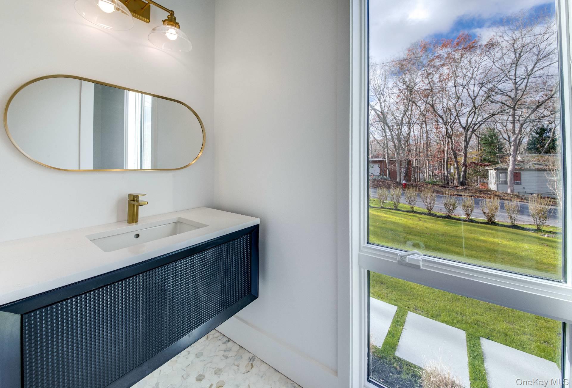 66 Hillside Drive E, East Hampton, NY 11963