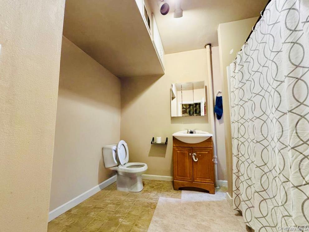 66 Benkard Avenue, Newburgh, NY 12550