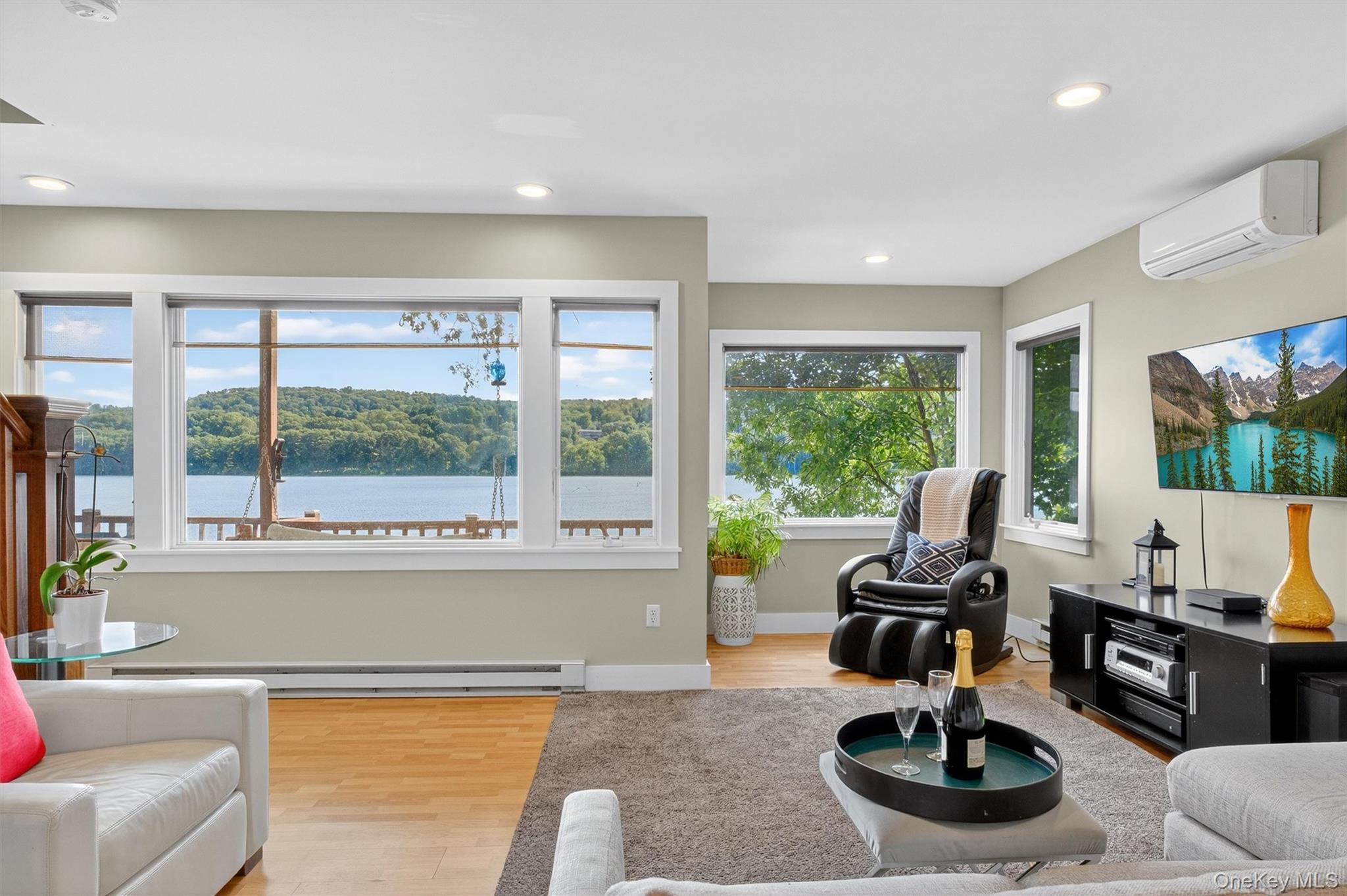 60 LAKEVIEW DR, Holmes, NY 12531