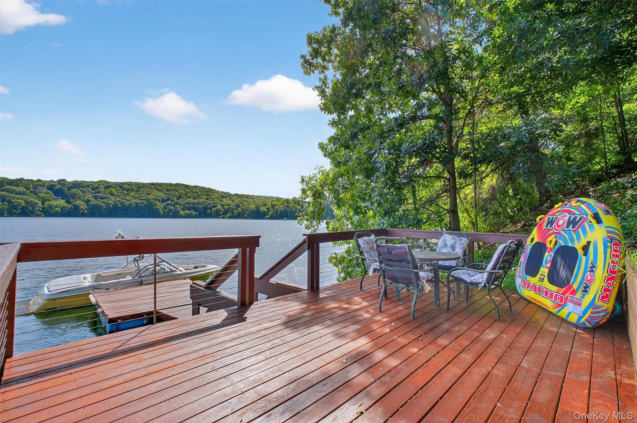 60 LAKEVIEW DR, Holmes, NY 12531