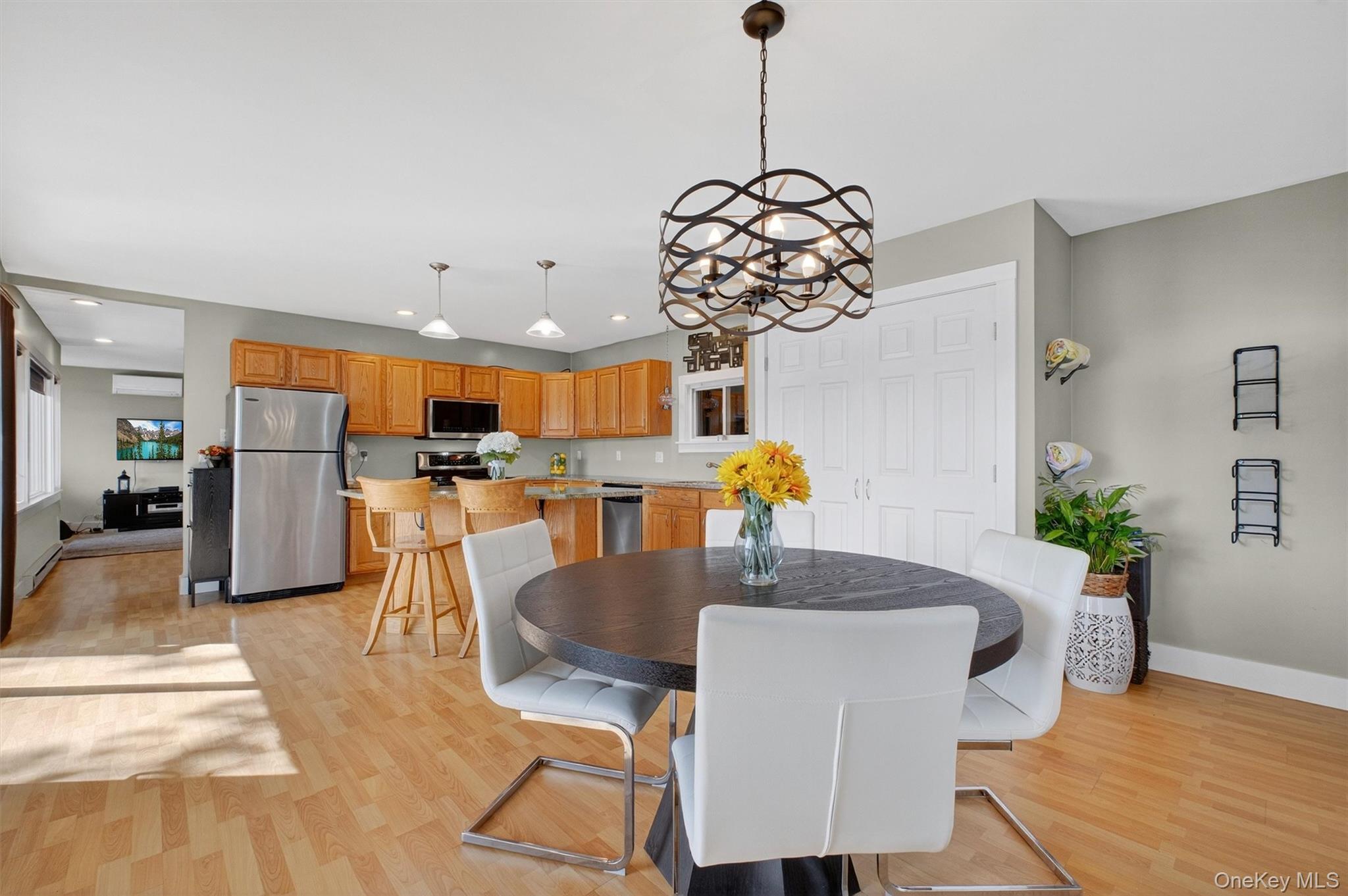 60 LAKEVIEW DR, Holmes, NY 12531