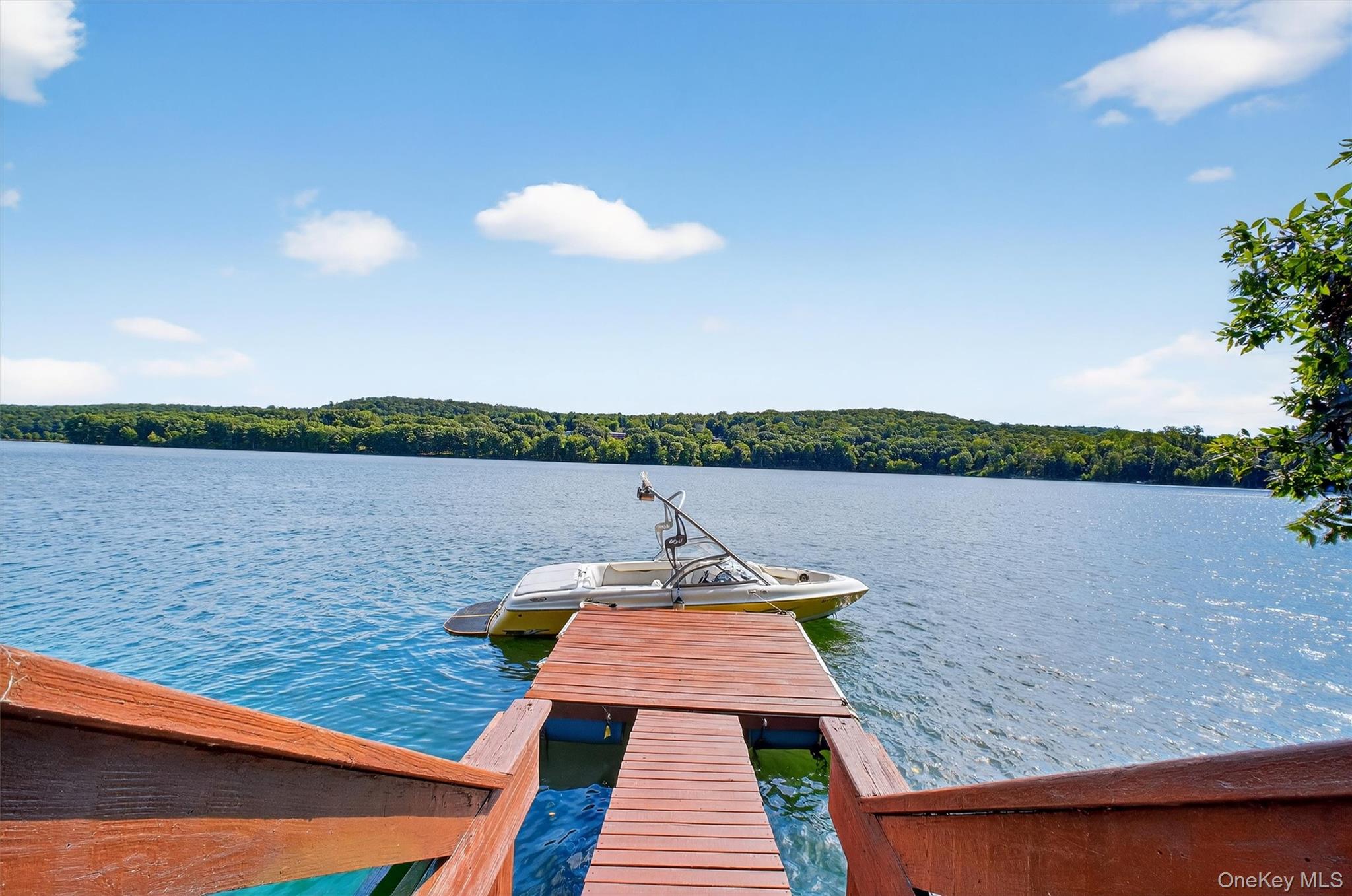 60 LAKEVIEW DR, Holmes, NY 12531