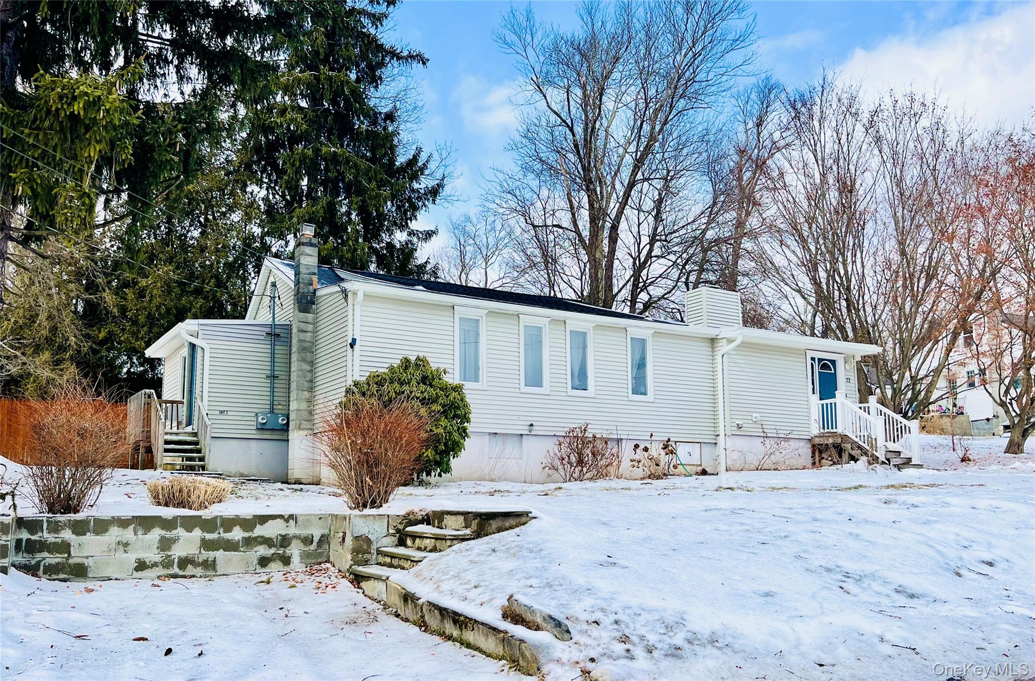 72 Lakeside Road, Mahopac, NY 10541