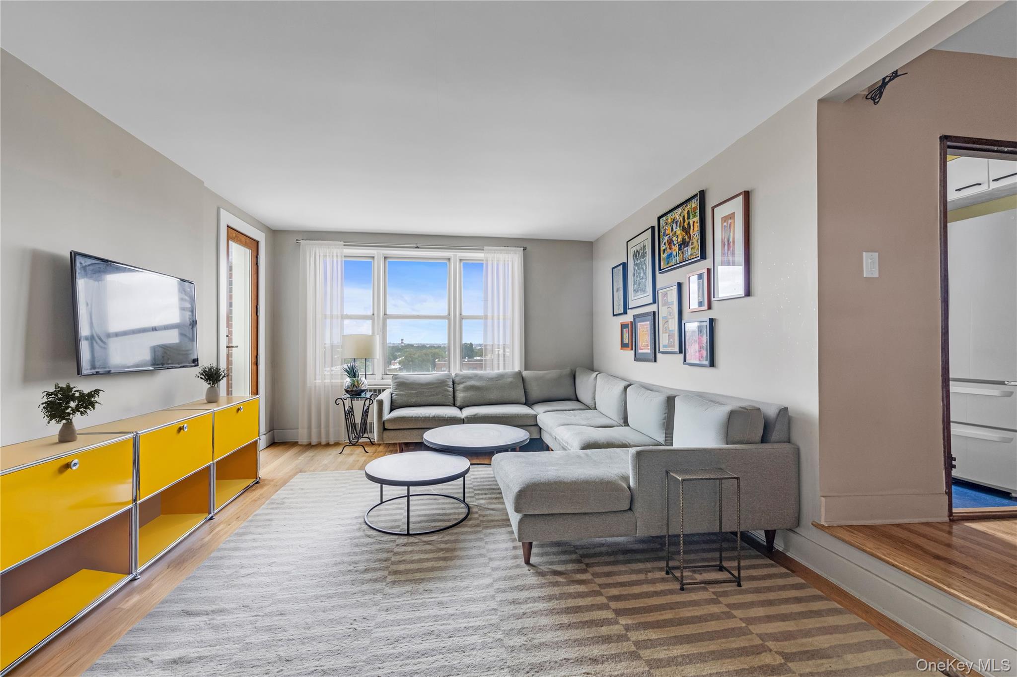 79-10 34th Avenue # 7X, Jackson Heights, NY 11372