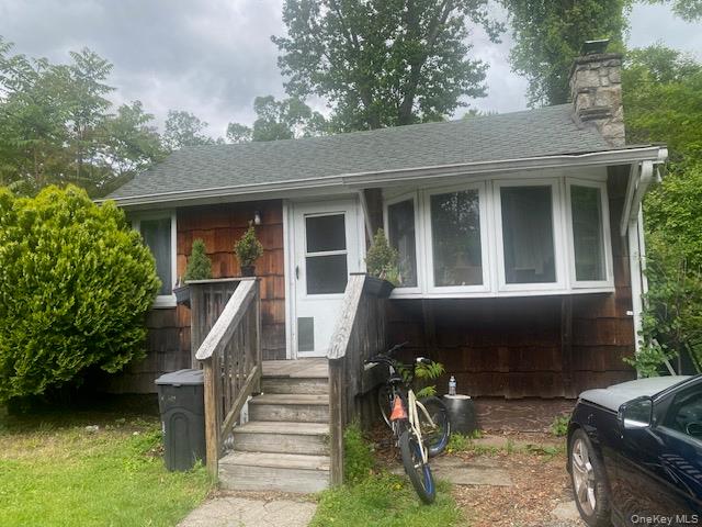 44 Johnson Street, Lake Peekskill, NY 10537