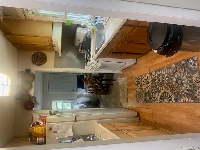 44 Johnson Street, Lake Peekskill, NY 10537