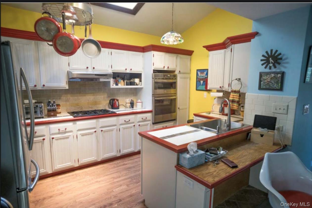 20 Cedar Trail, Monroe, NY 10950