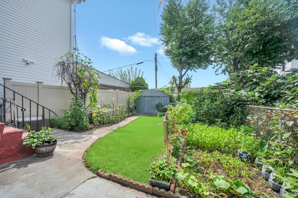 10310 106 Street, Ozone Park, NY 11417