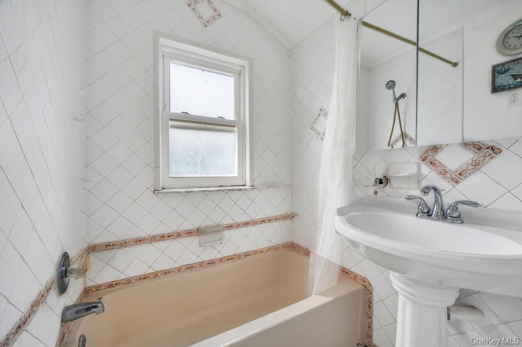 10310 106 Street, Ozone Park, NY 11417