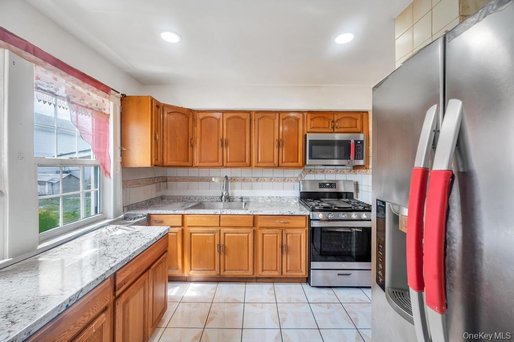 10310 106 Street, Ozone Park, NY 11417