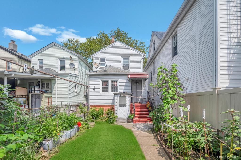 10310 106 Street, Ozone Park, NY 11417