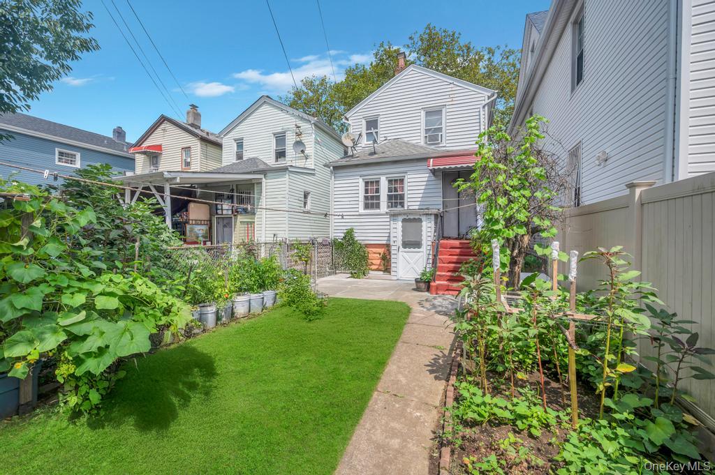 10310 106 Street, Ozone Park, NY 11417