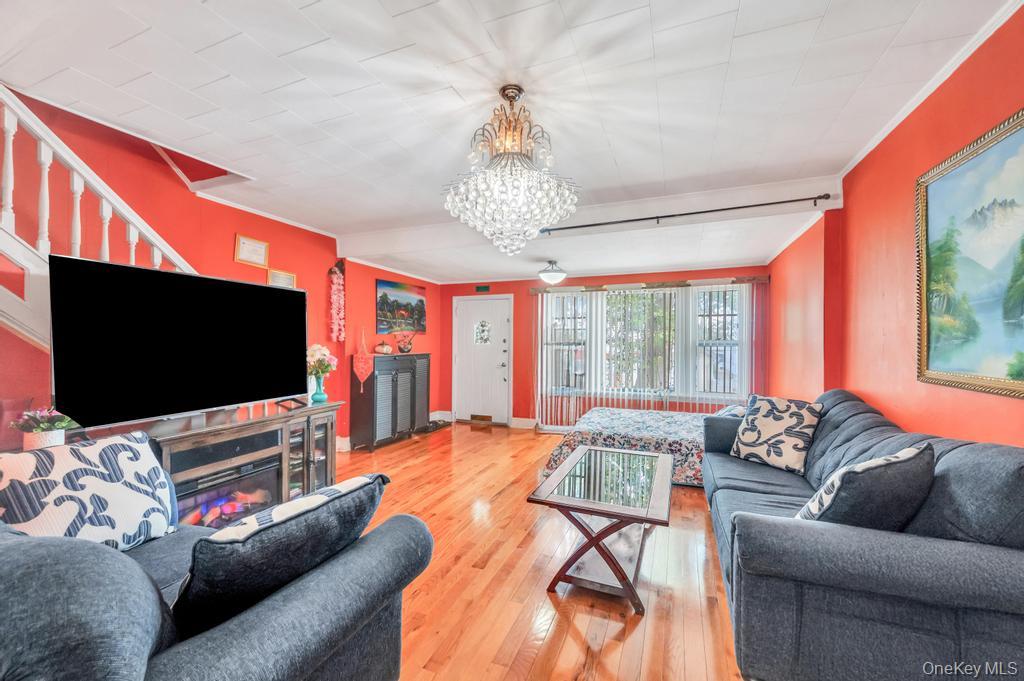 10310 106 Street, Ozone Park, NY 11417