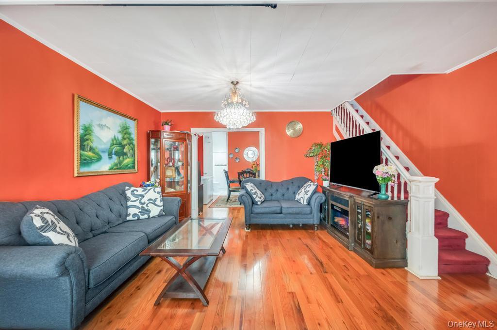 10310 106 Street, Ozone Park, NY 11417