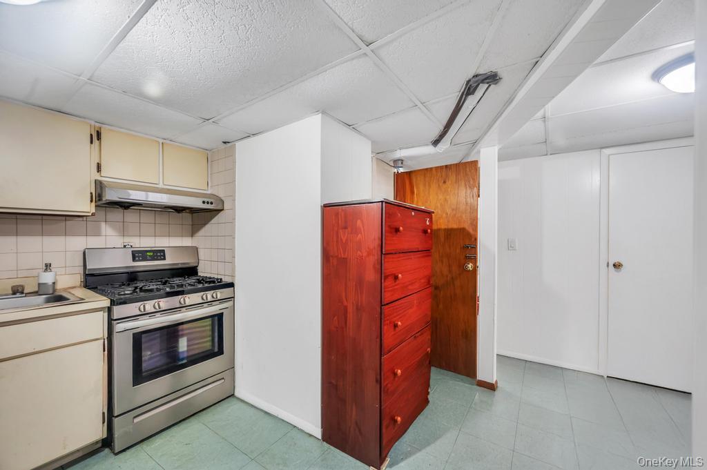 10310 106 Street, Ozone Park, NY 11417