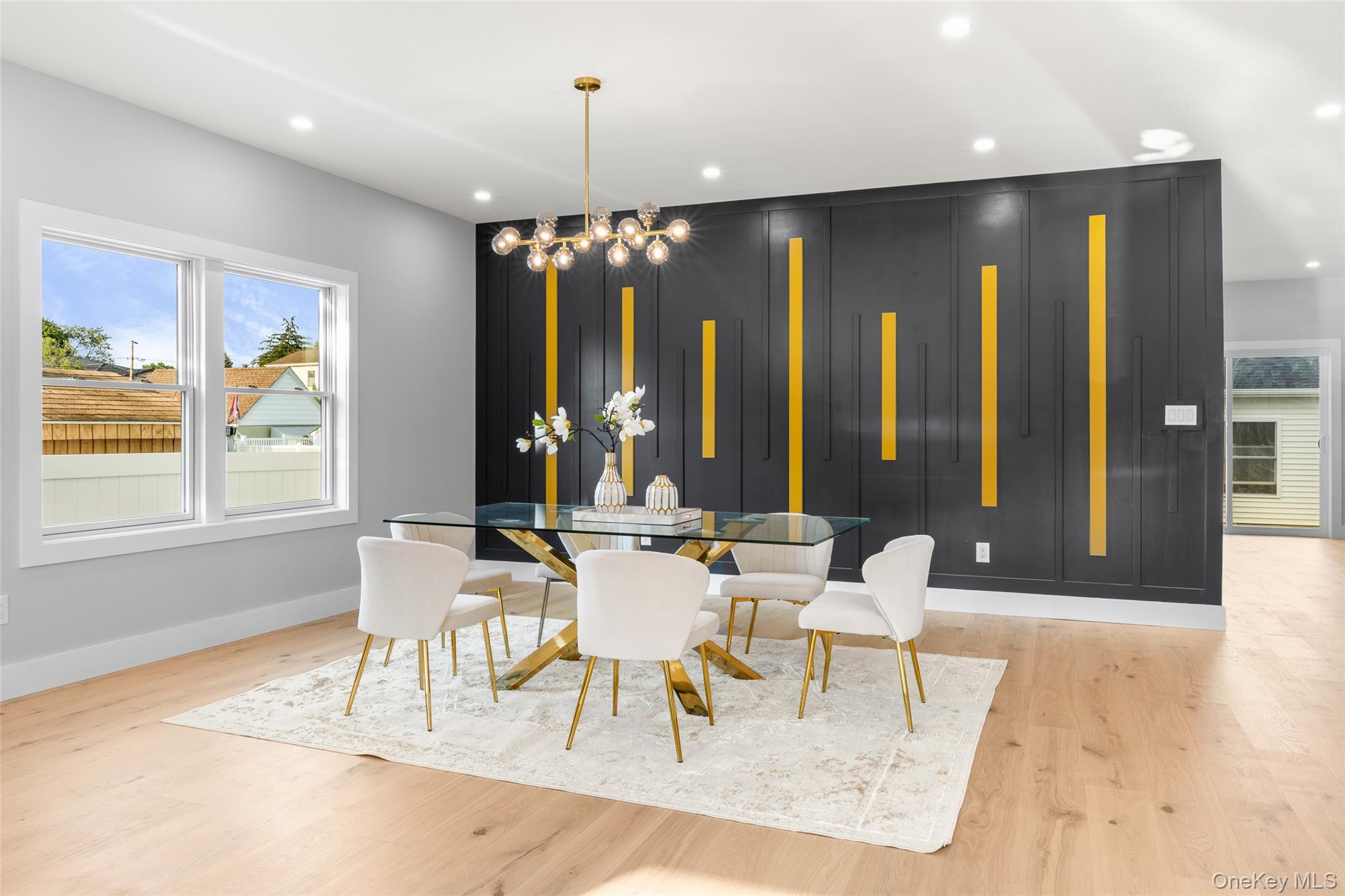 19 Mead Lane, Westbury, NY 11590