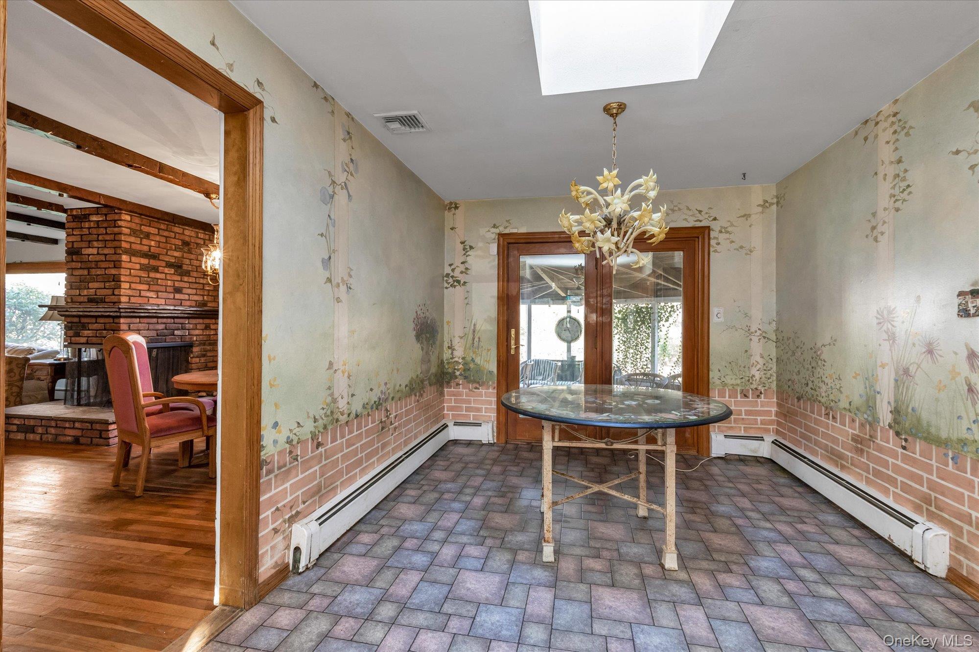 20 Michaels Lane, Old Brookville, NY 11545