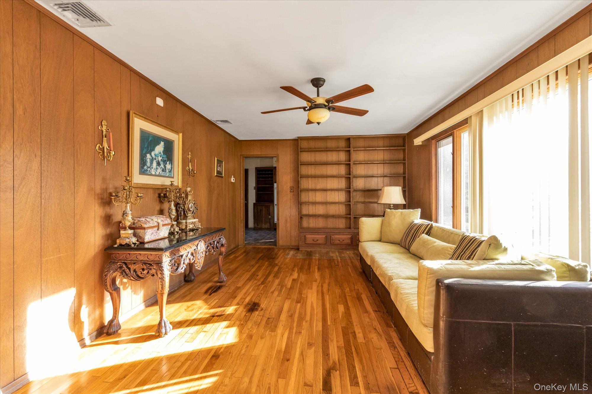 20 Michaels Lane, Old Brookville, NY 11545