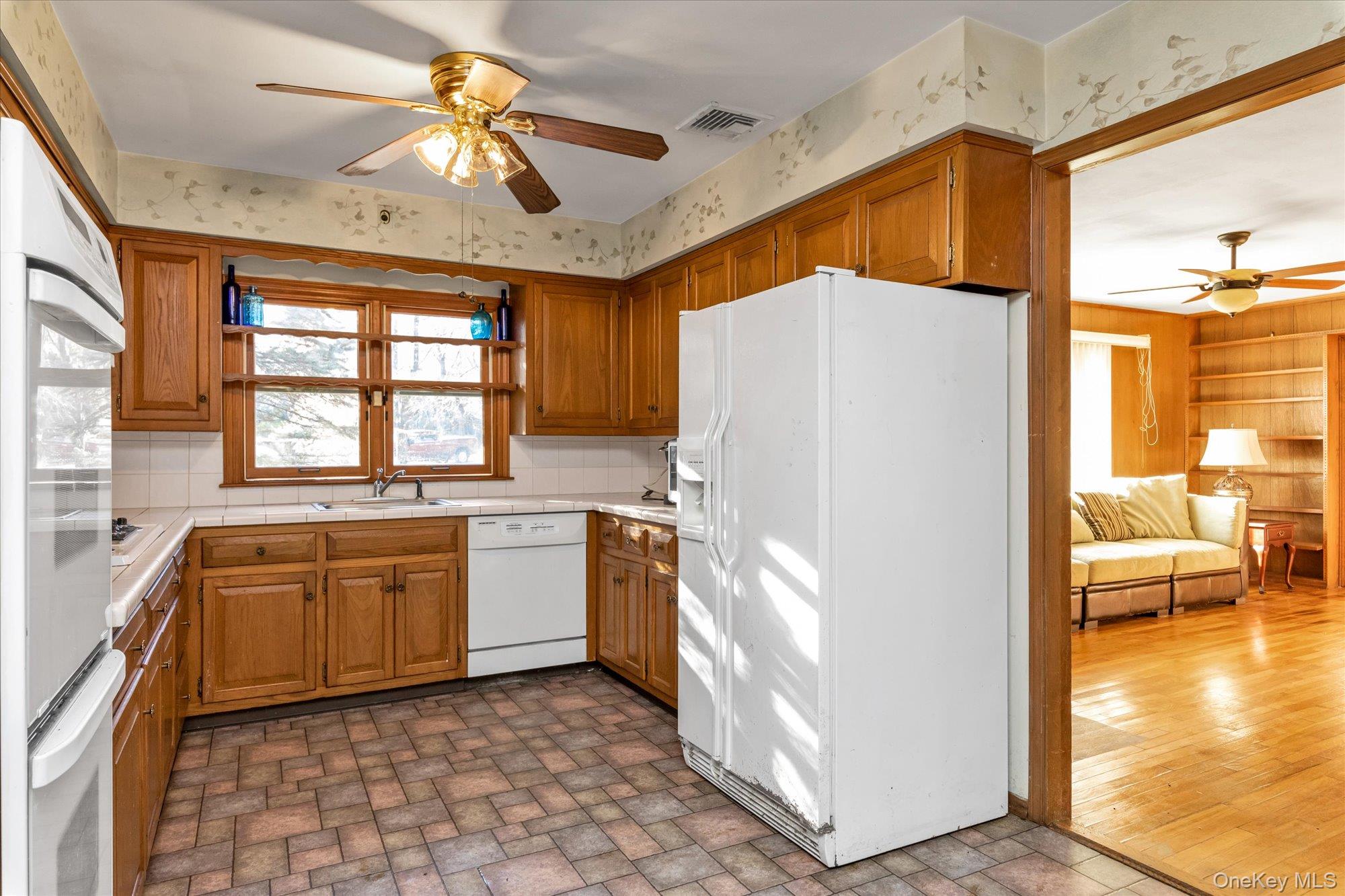 20 Michaels Lane, Old Brookville, NY 11545