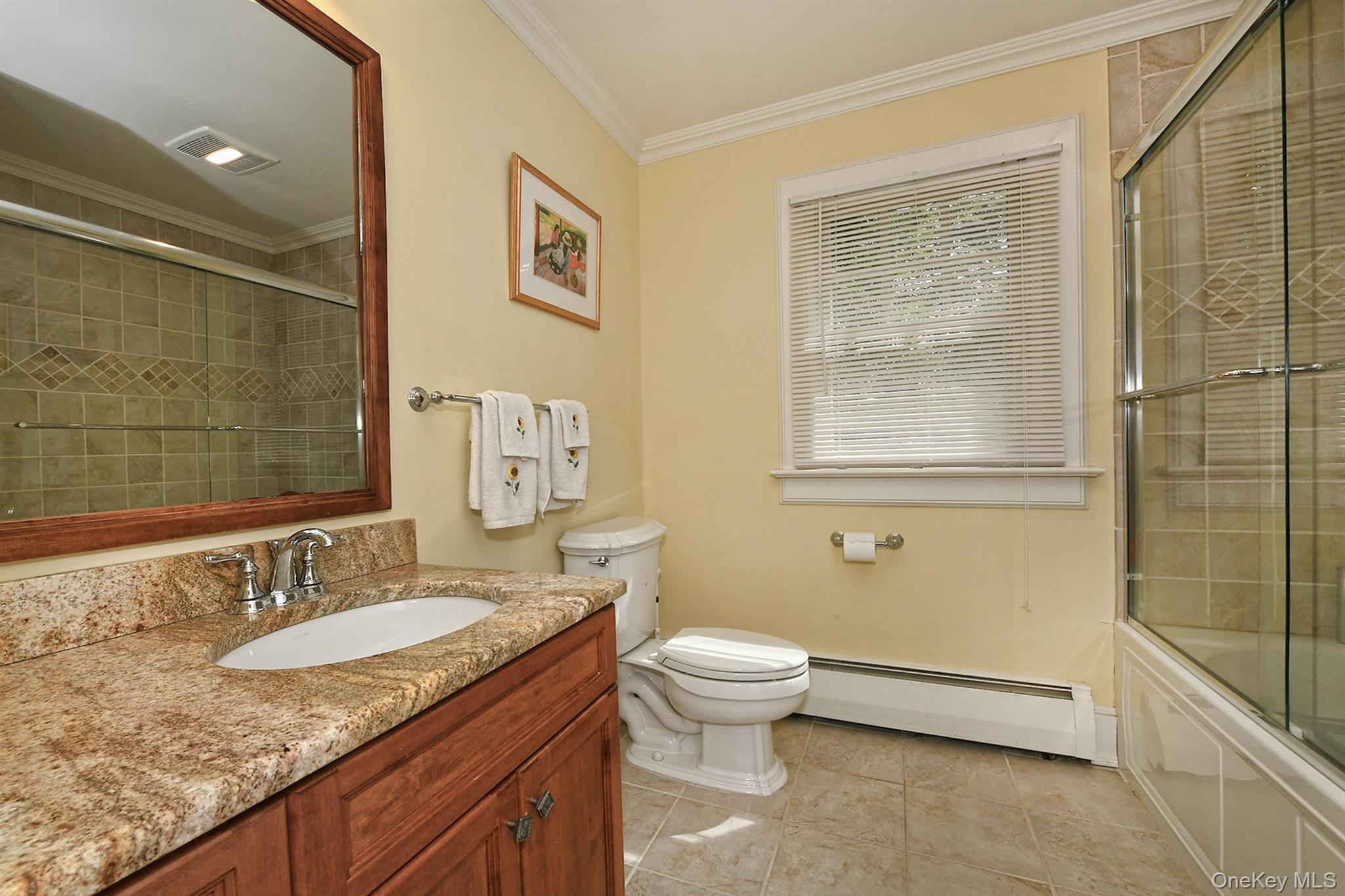 21 W Mall Drive, Huntington, NY 11743