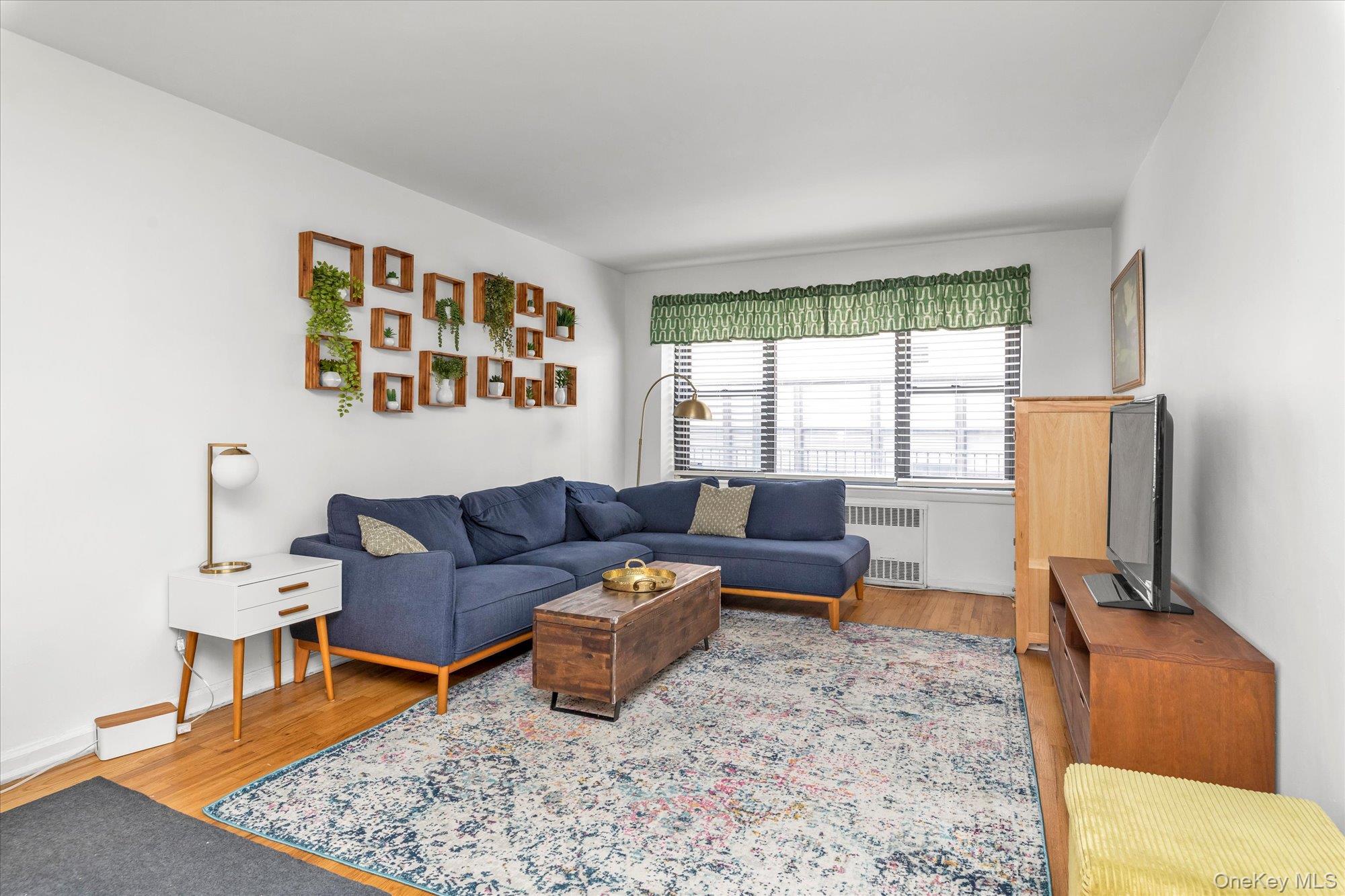 320 Atlantic Avenue # D-2, East Rockaway, NY 11518