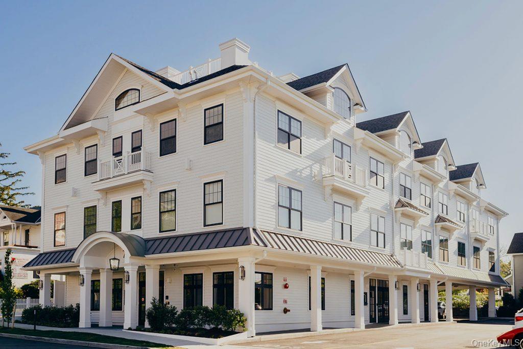 71 New Street # 205, Huntington, NY 11743
