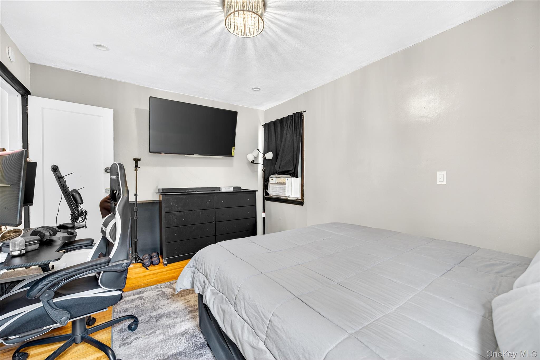 588 Newton Avenue, Uniondale, NY 11553