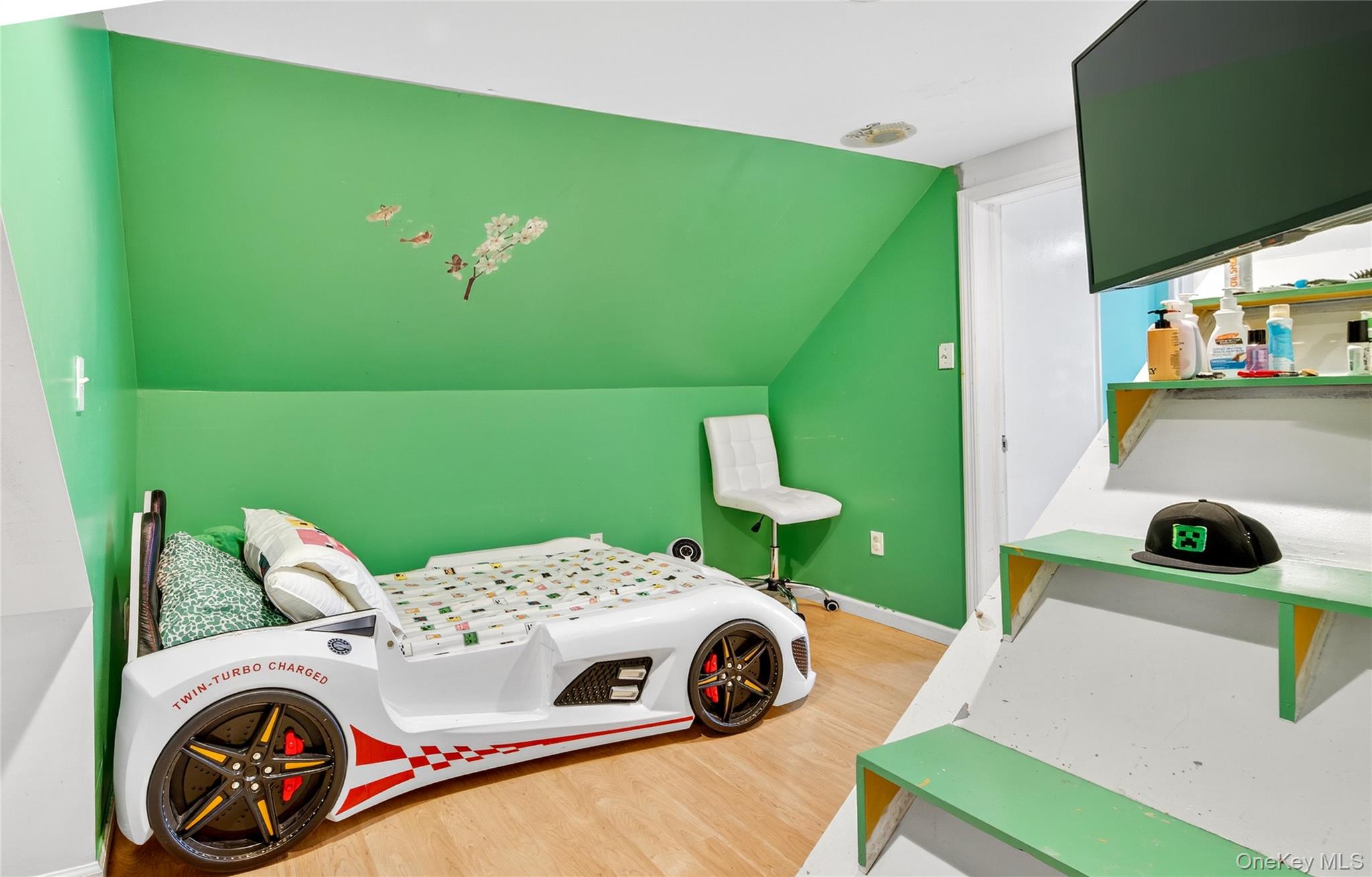 588 Newton Avenue, Uniondale, NY 11553