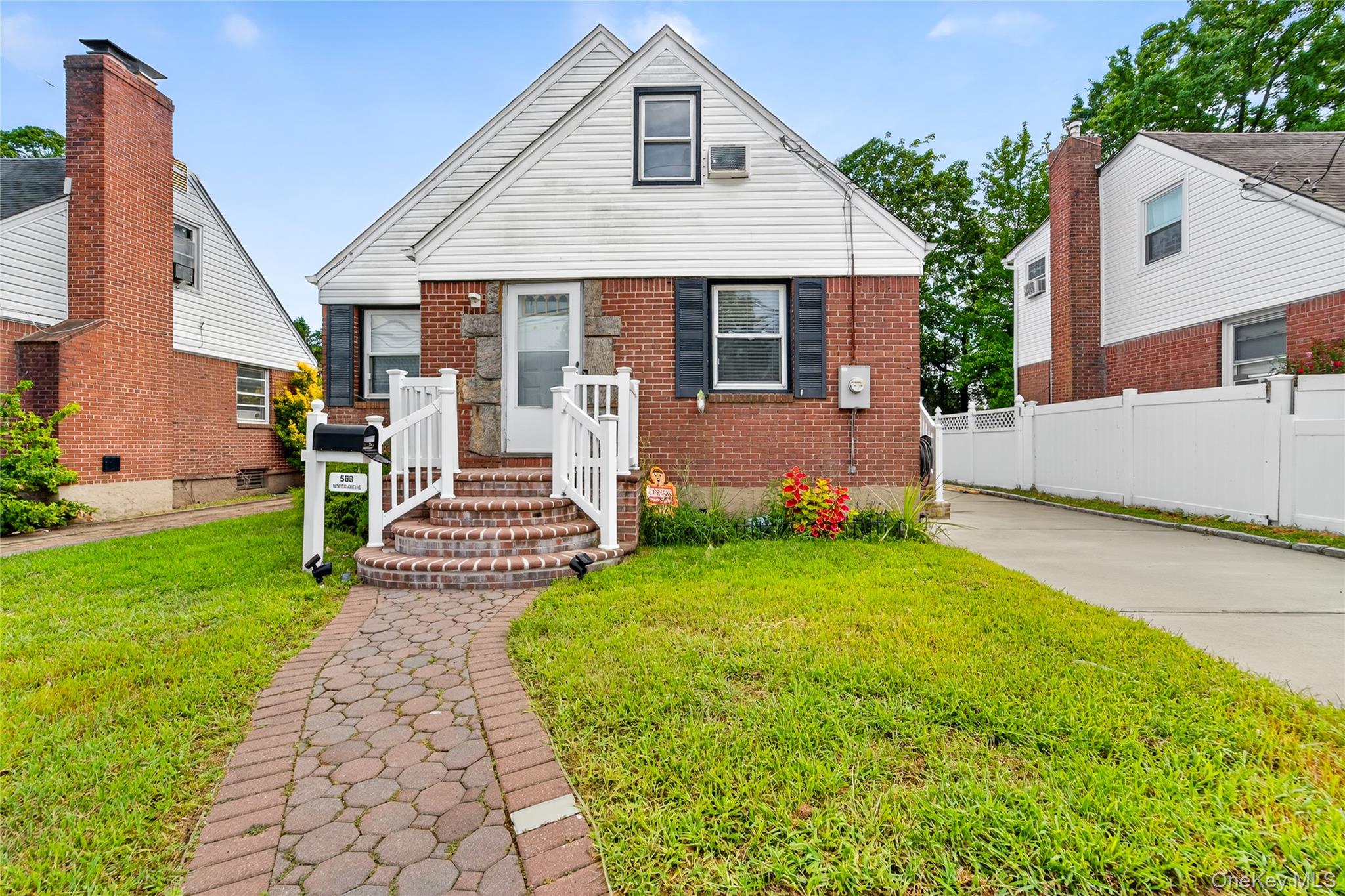 588 Newton Avenue, Uniondale, NY 11553