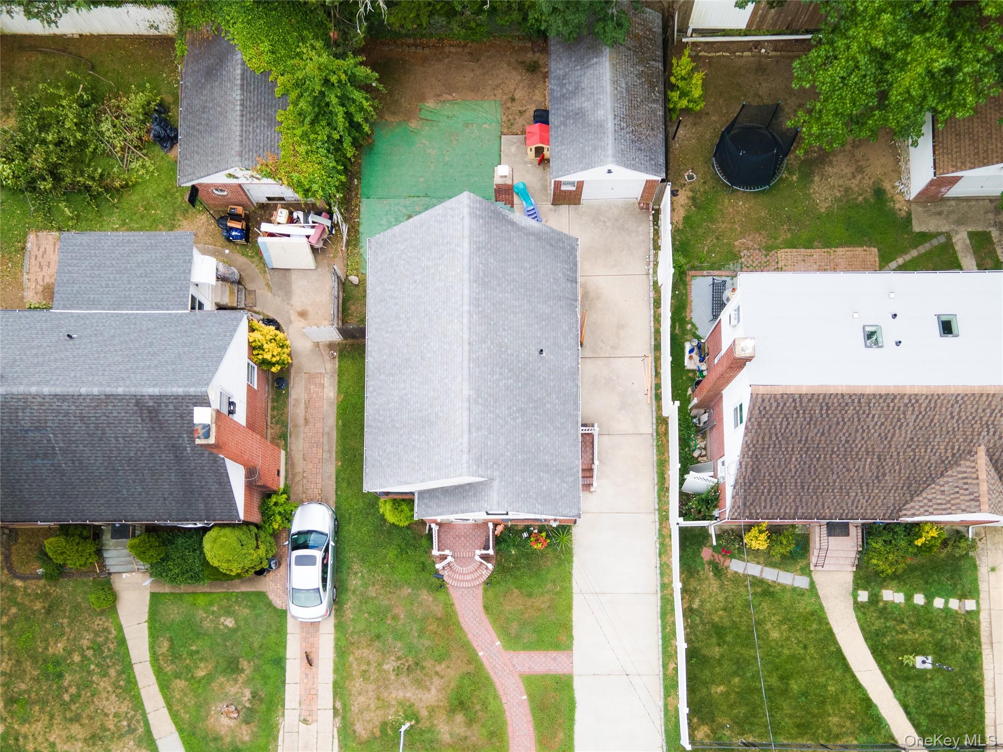 588 Newton Avenue, Uniondale, NY 11553