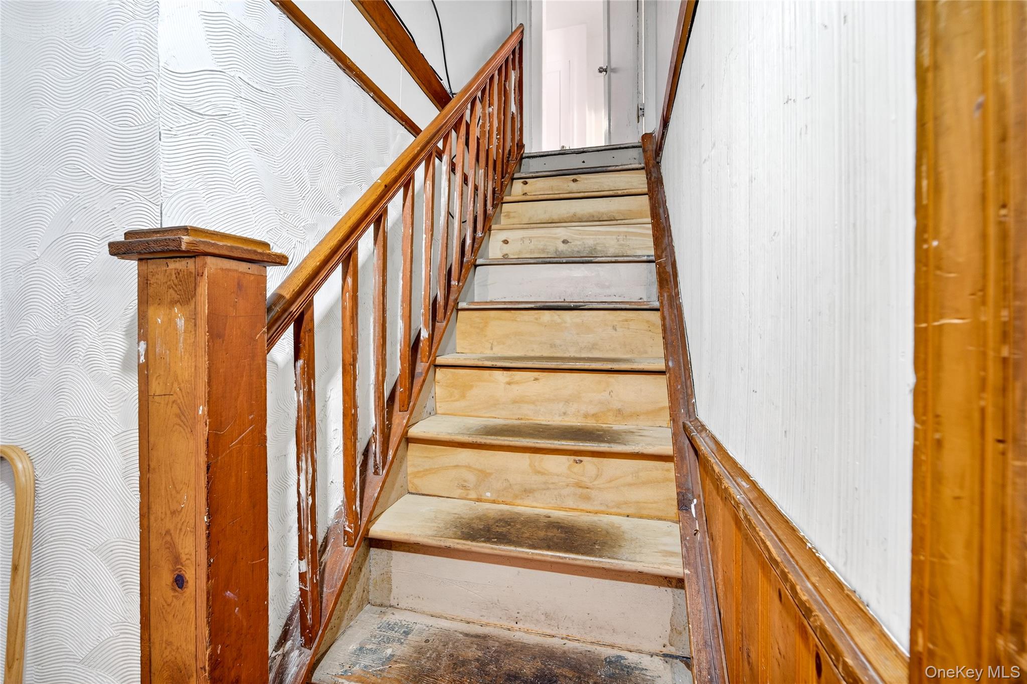 588 Newton Avenue, Uniondale, NY 11553