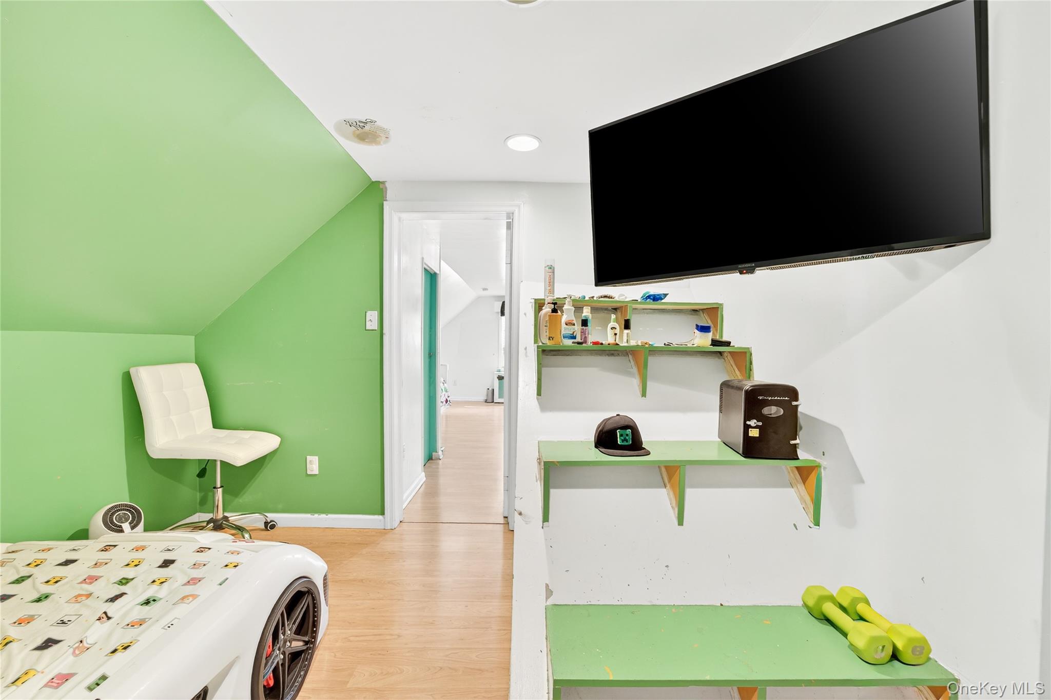 588 Newton Avenue, Uniondale, NY 11553