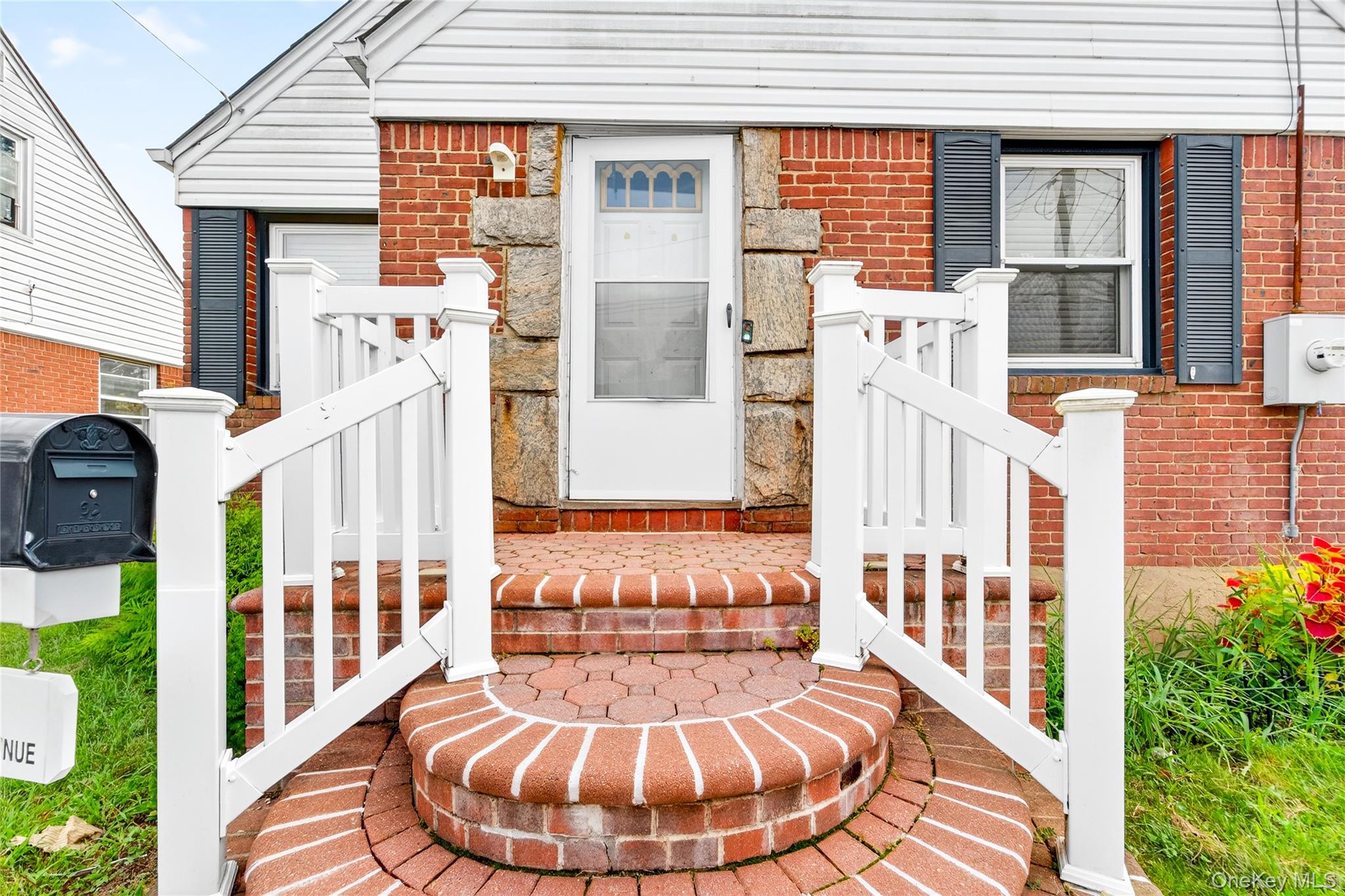 588 Newton Avenue, Uniondale, NY 11553