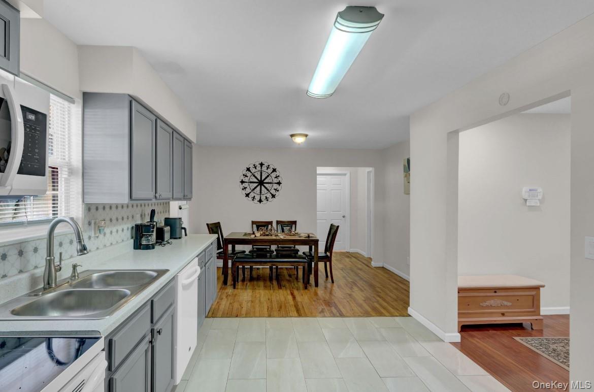 125 Grand Avenue, Shirley, NY 11967