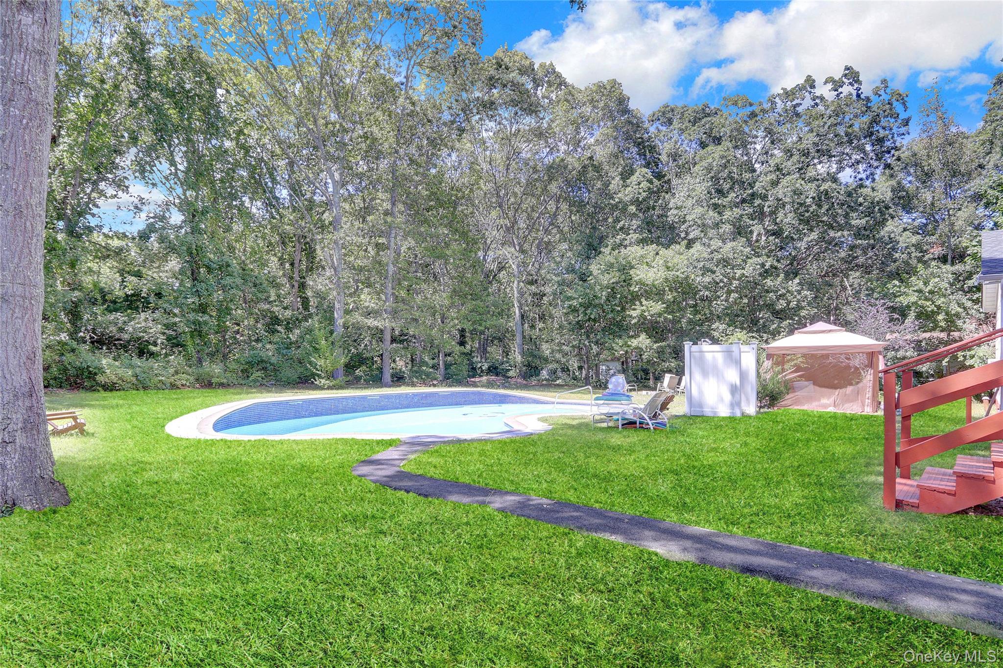 125 Grand Avenue, Shirley, NY 11967