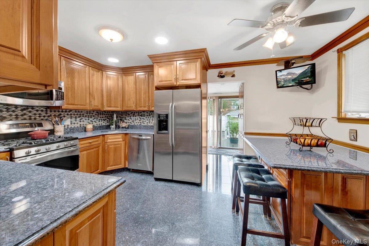 1630 Radcliff Avenue, Bronx, NY 10462