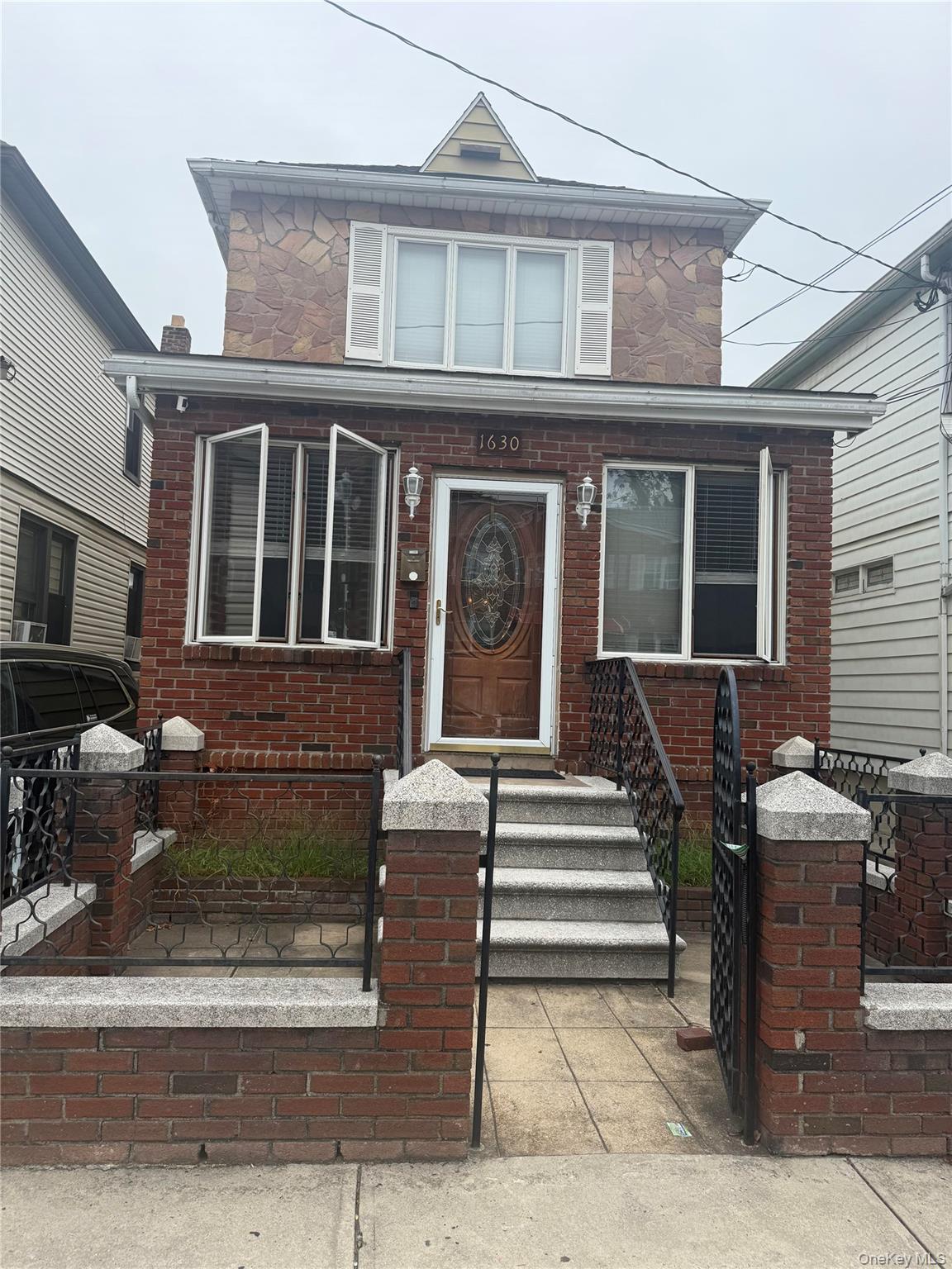 1630 Radcliff Avenue, Bronx, NY 10462