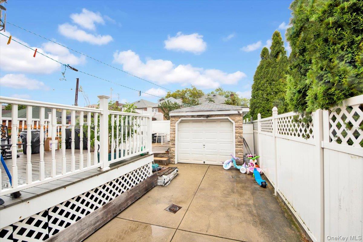 1630 Radcliff Avenue, Bronx, NY 10462