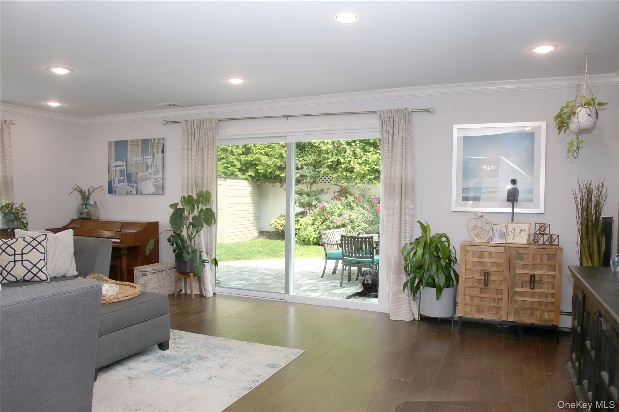 1944 Lowell Lane, Merrick, NY 11566