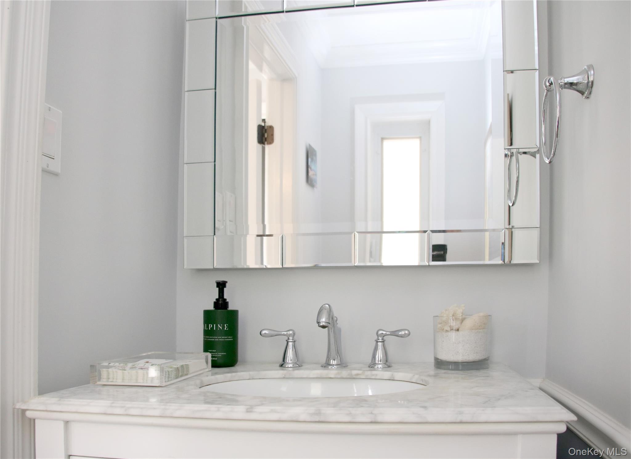 1944 Lowell Lane, Merrick, NY 11566