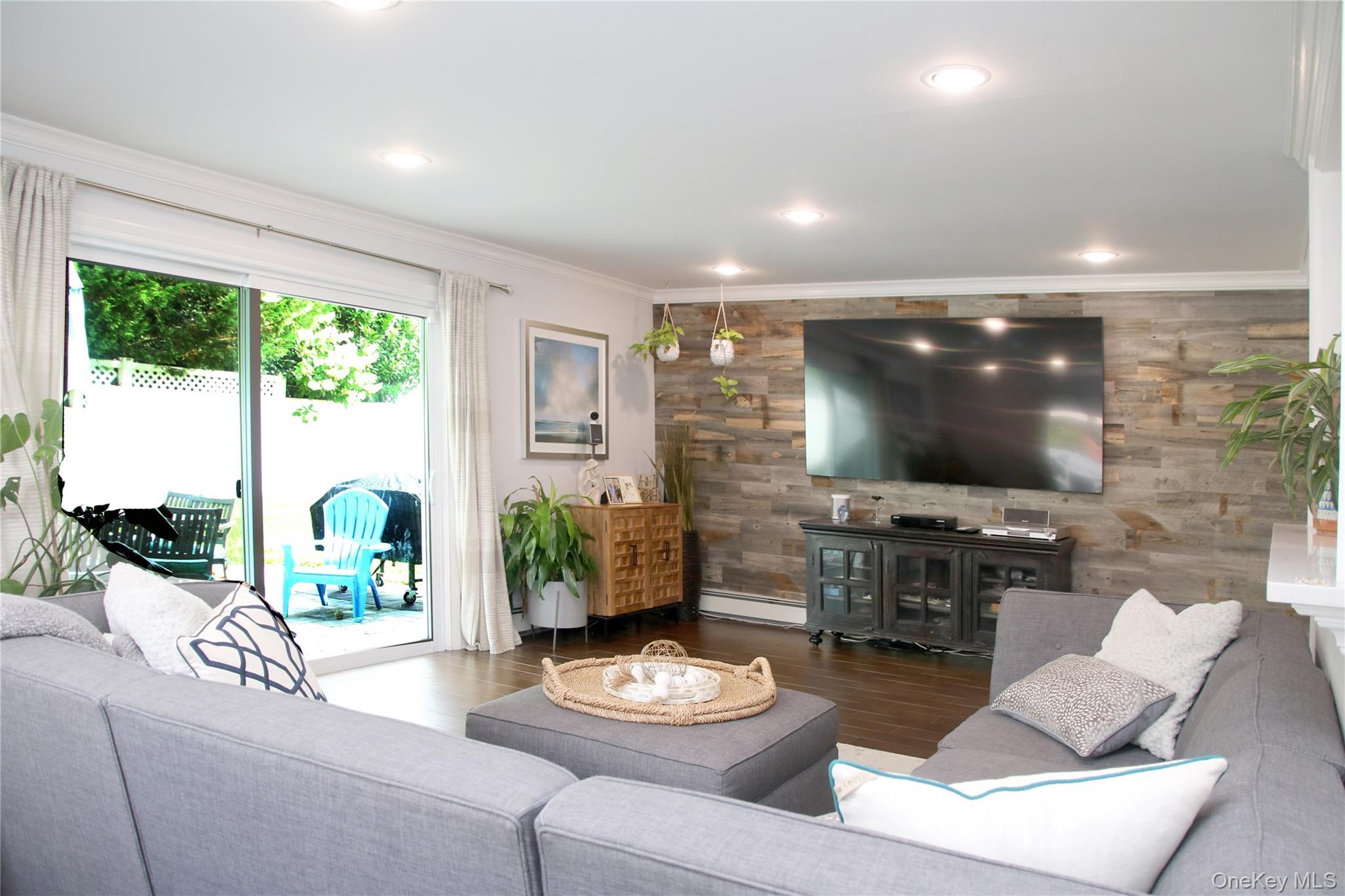 1944 Lowell Lane, Merrick, NY 11566