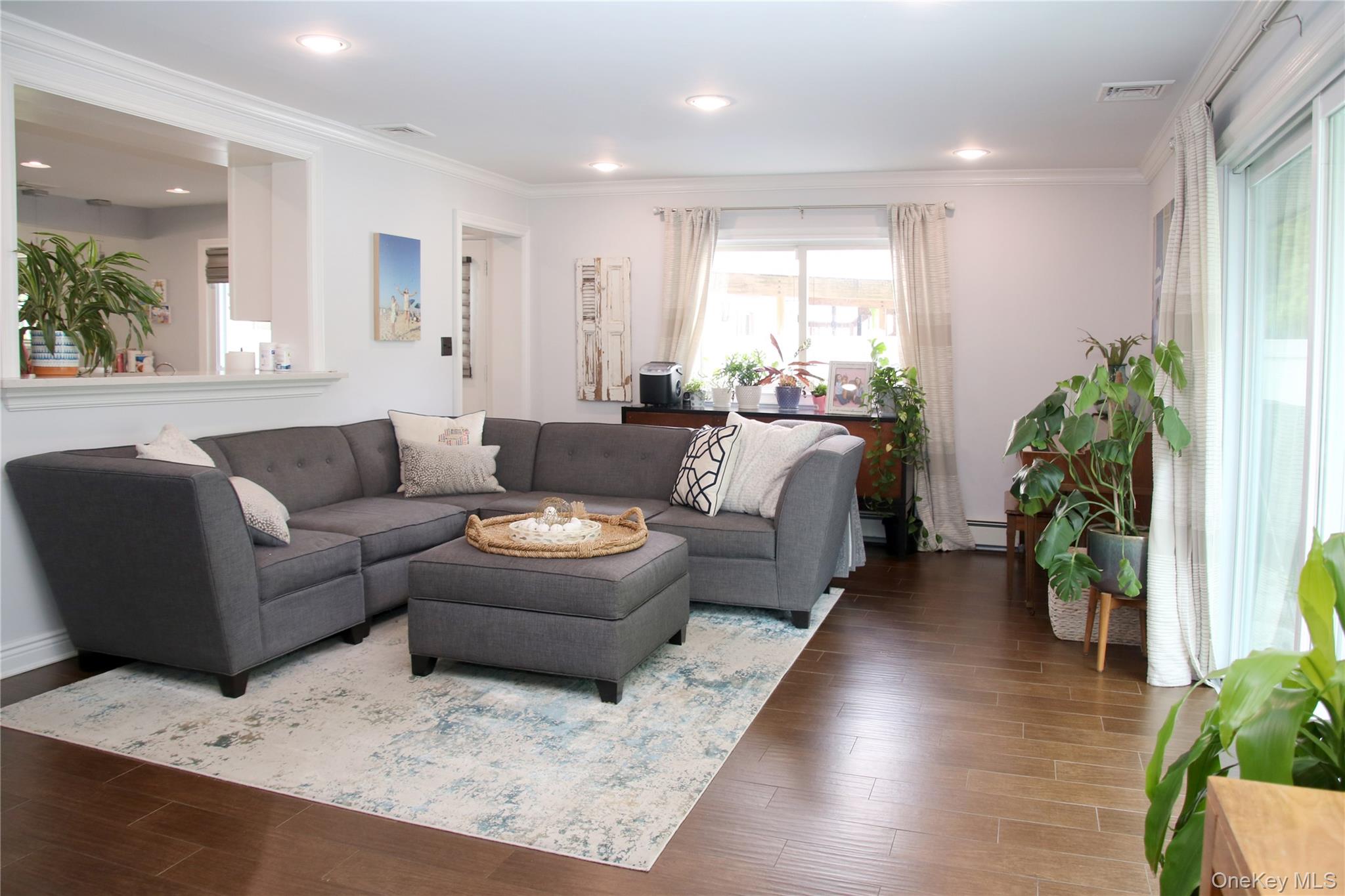 1944 Lowell Lane, Merrick, NY 11566