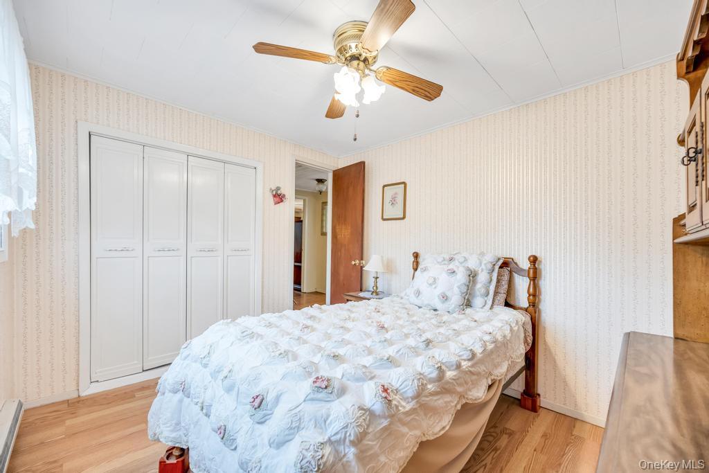 87 Underhill Avenue, Hicksville, NY 11801