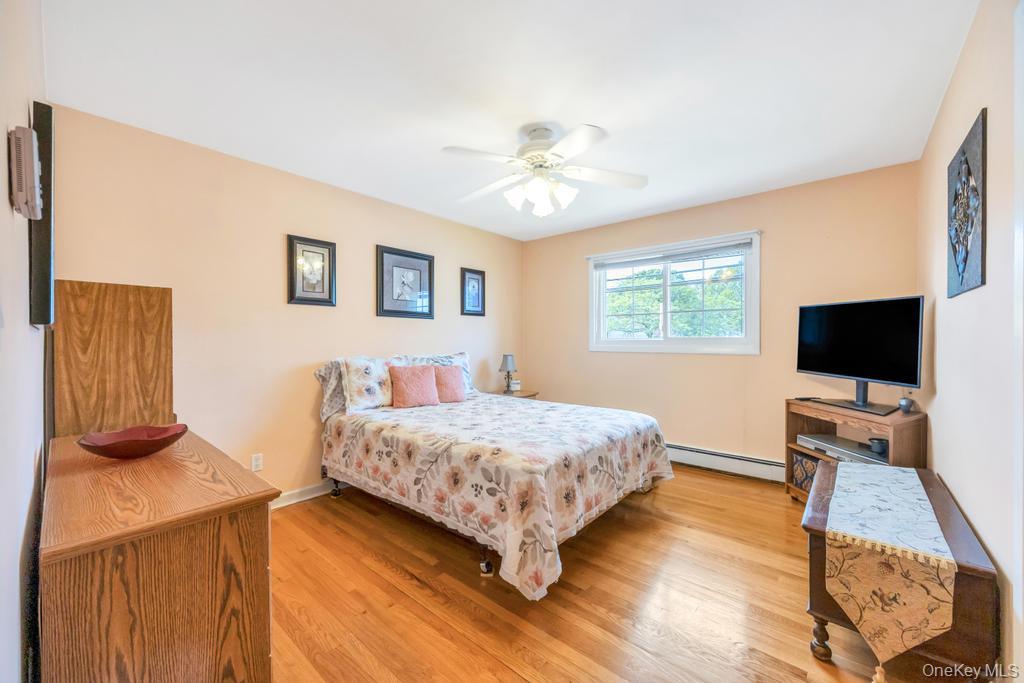 338 Stewart Avenue, Bethpage, NY 11714