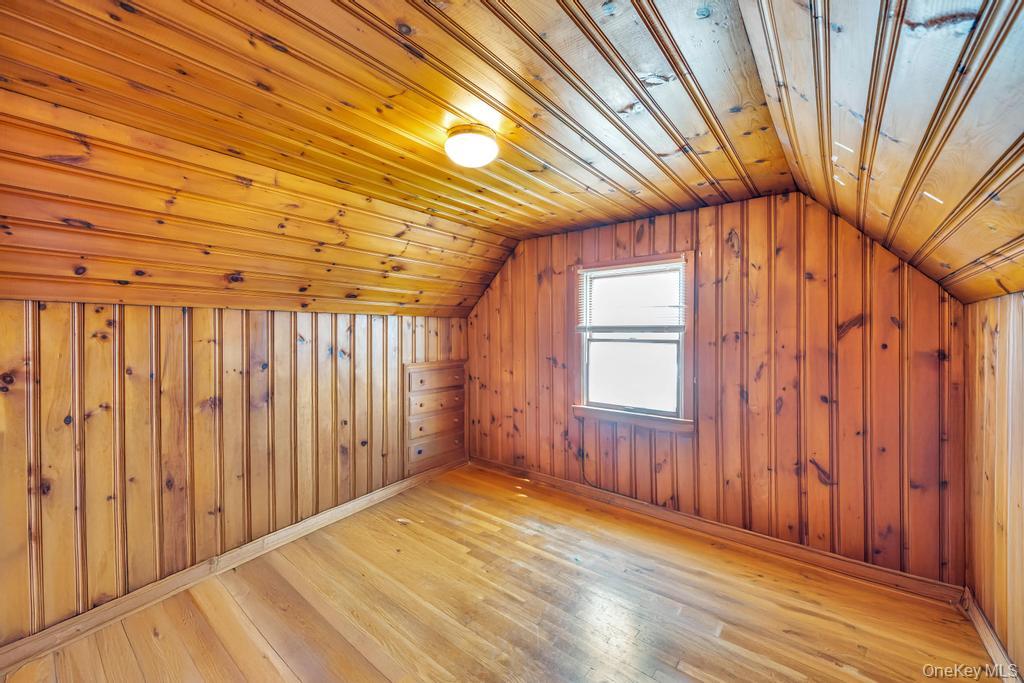 22 Terrace Place, Hicksville, NY 11801