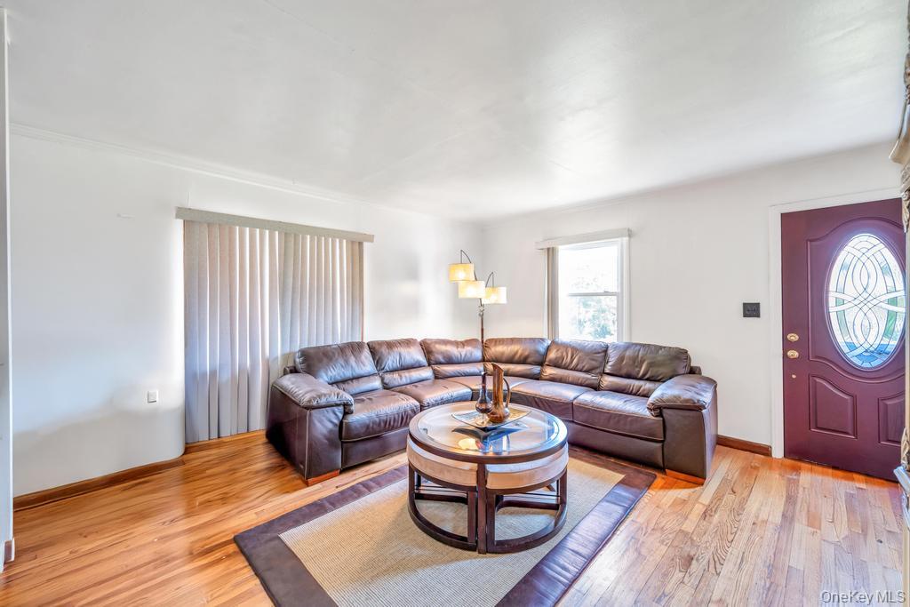 22 Terrace Place, Hicksville, NY 11801