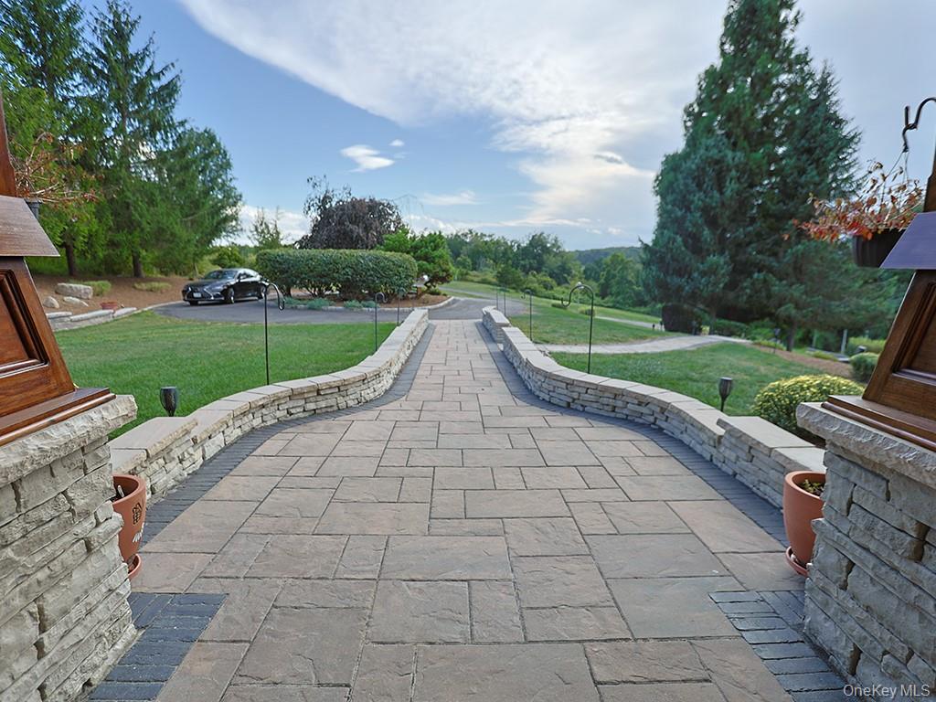 10 Fountayne Court, Washingtonville, NY 10992