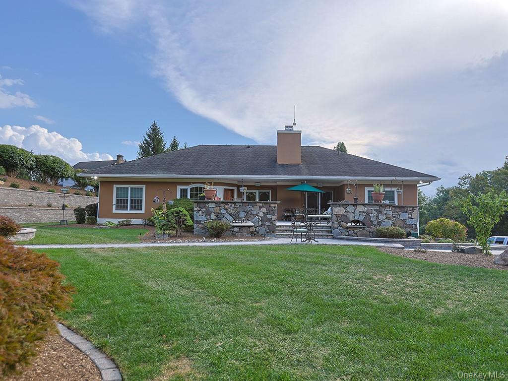 10 Fountayne Court, Washingtonville, NY 10992