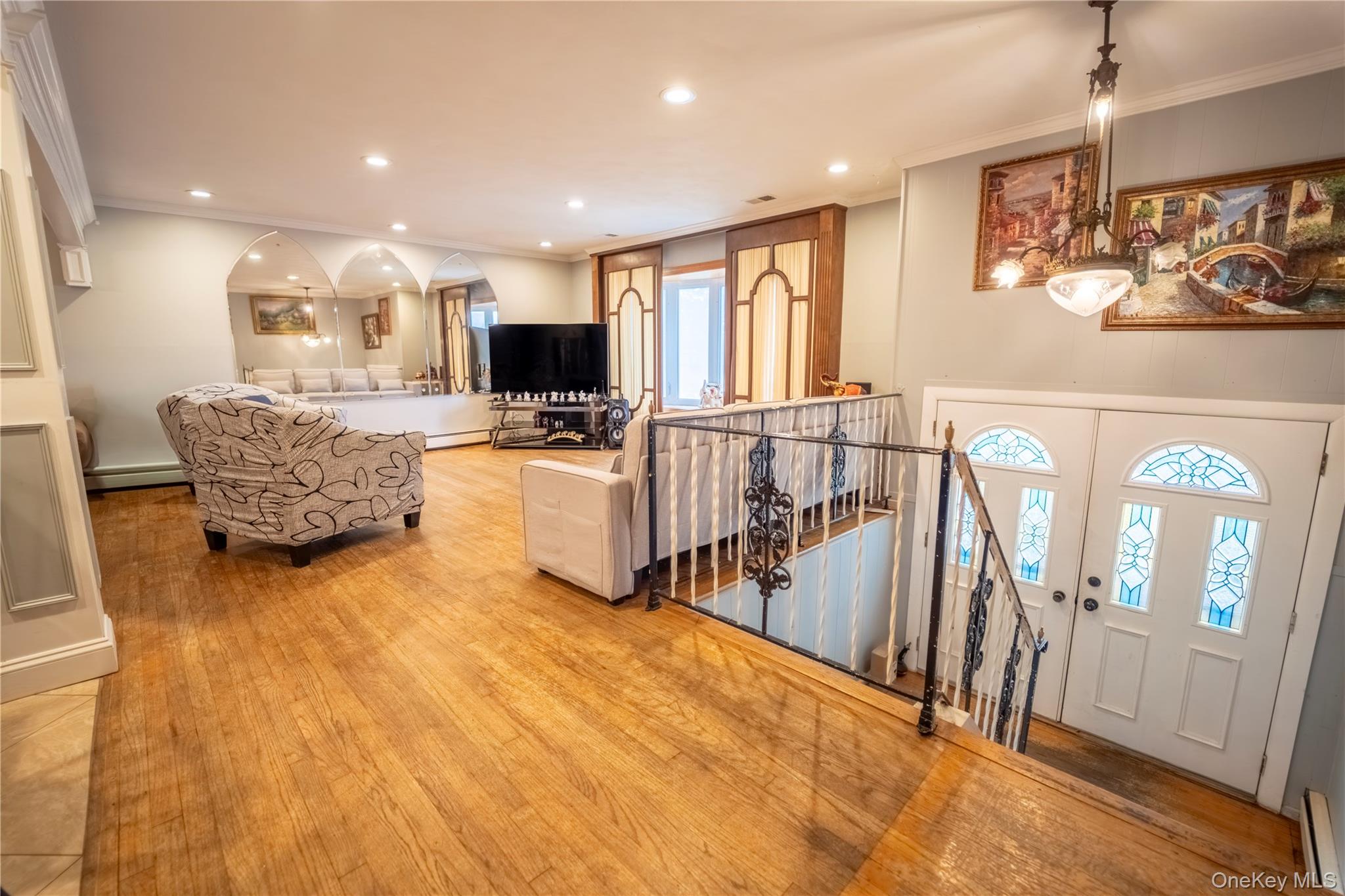 56 Suffolk Avenue, West Babylon, NY 11704