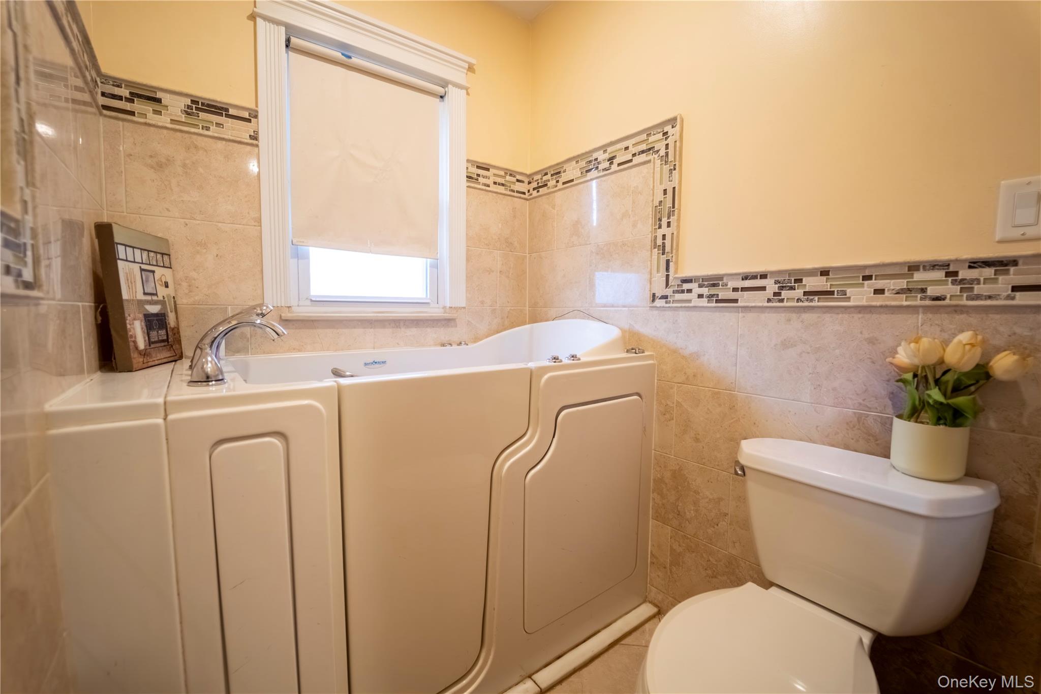 56 Suffolk Avenue, West Babylon, NY 11704